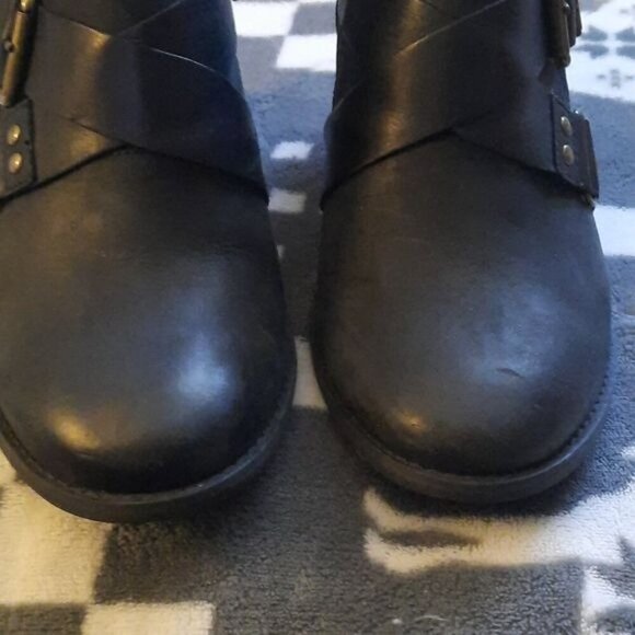 Clarks Indigo Black Buckle Zipper 3 Inches Block Heel Ankle Bootie Size 7.5 - Picture 6 of 16
